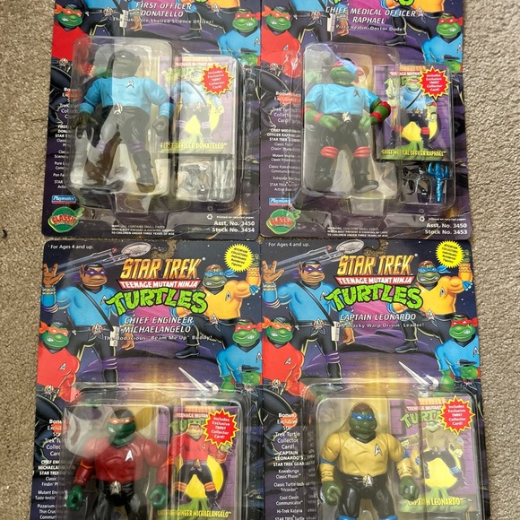 Star Trek Ninja Turtles Action Figure Set - Red, Blue, Yellow - Picture 1 of 5